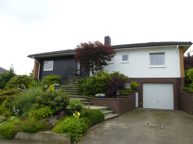 VERKAUFT - Gepflegtes Einfamilienhaus in 1 A-Wohnlage mit Südterrasse, Garten,