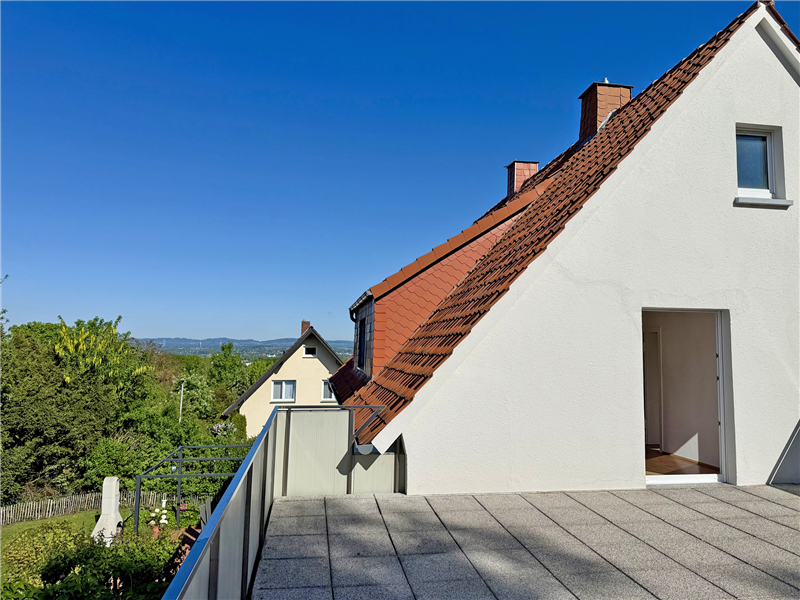 Renovierte und helle 3 Zimmer-Wohnung mit großem Balkon und Stellplatz in Bad Oeynhausen-Lohe