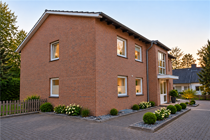 Helle 2 Zimmer-Wohnung mit Südbalkon und Pkw-Stellplatz  in Löhne – Gohfeld